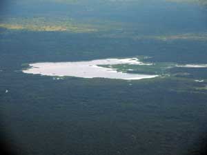 Lake Kamnarok far below in the Kerio Valley, Kenya, photo © by Michael Plagens